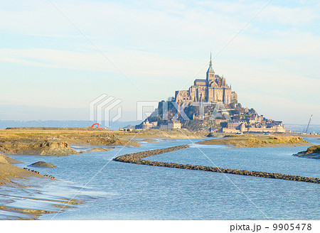 Mont Saint Michel over sea , France 9905478