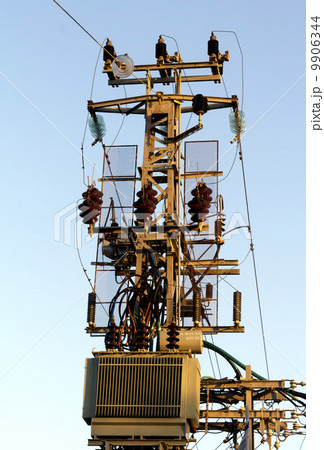 high-voltage transformer 9906344