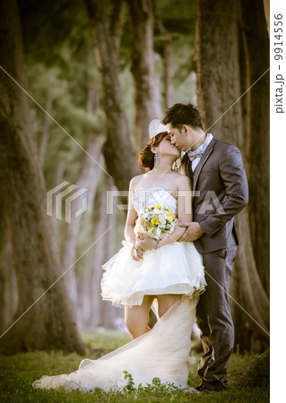 Couple in love Couple in love 9914556
