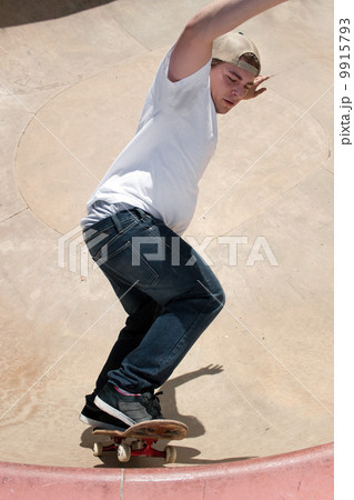 Skateboarder In a Bowl Skateboarder In a Bowl 9915793