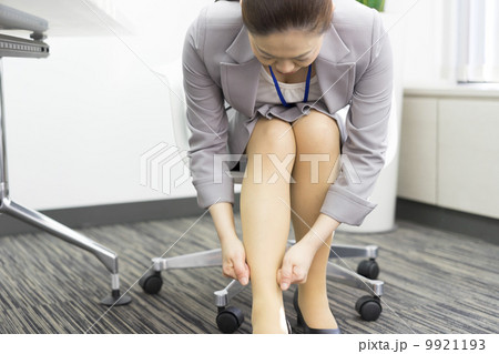 働くビジネスウーマン 9921193