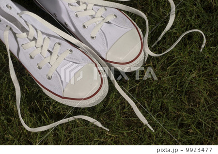 White Shoes White Shoes 9923477