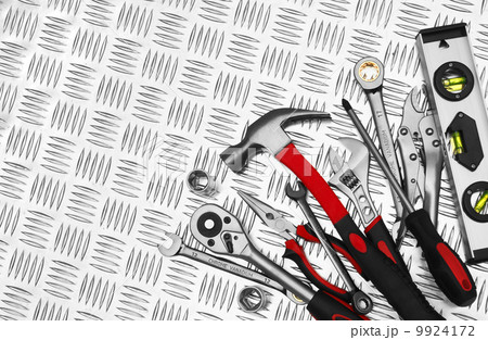 Many Tools 9924172