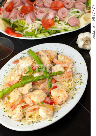 Shrimp Scampi with Pasta Shrimp Scampi with Pasta 9927777