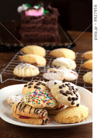 Italian Cookie Varieties 9927958