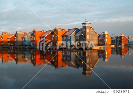 colorful buildings at Reitdiephaven in morning sunlight colorful buildings at Reitdiephaven in morning sunlight 9928971