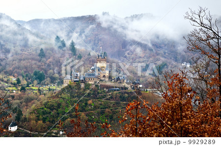 Reichsburg castle in Cochem, Germany 9929289