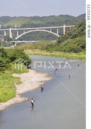 釣り人の賑わい 9930233
