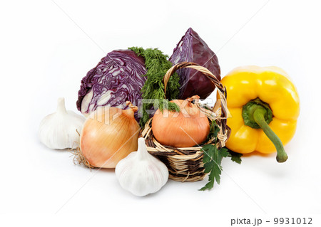 Healthy food. Fresh vegetables on a white background. 9931012