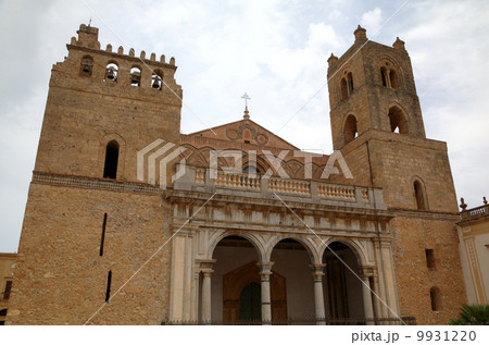 Cathedral of Monreale. Sicilia, Italy 9931220