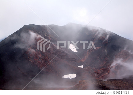 Silvestri crater of Etna volcano. Sicily, Italy 9931412