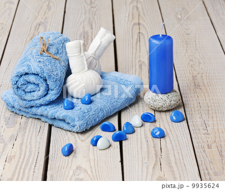 Spa massage setting with thai herbal compress stamps. Spa massage setting with thai herbal compress stamps. 9935624