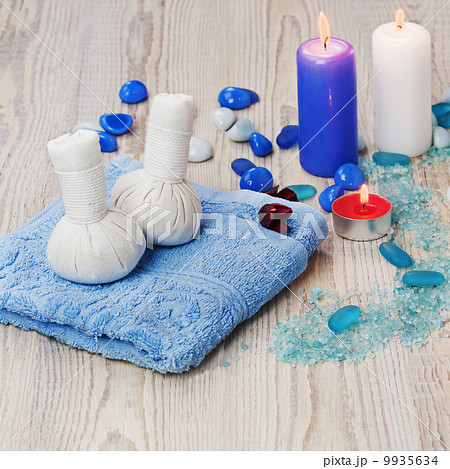 Spa massage setting with thai herbal compress stamps. Spa massage setting with thai herbal compress stamps. 9935634