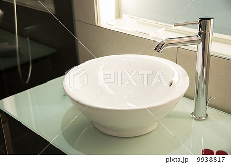 Modern sink in the bathroom Modern sink in the bathroom 9938817