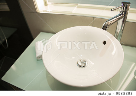Modern sink in the bathroom Modern sink in the bathroom 9938893