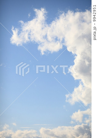 The Blue Sky and Clouds The Blue Sky and Clouds 9942951