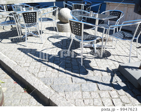 Outdoor restaurant cafe chairs with table Outdoor restaurant cafe chairs with table 9947623