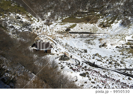 那須の名所殺生石 9950530