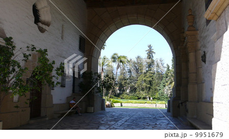 サンタバーバラ・日陰 9951679