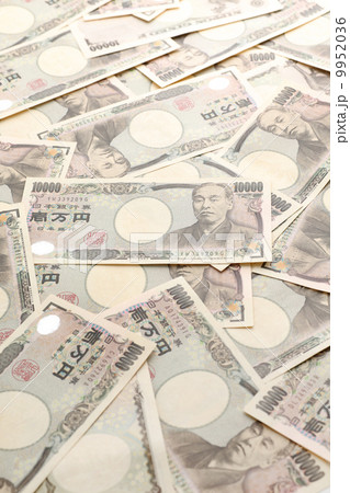 一万円札ばらまき 9952036
