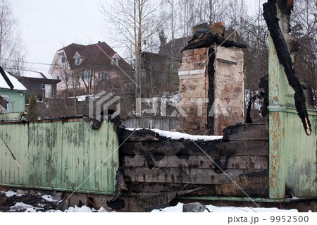 burnt ruins burnt ruins 9952500