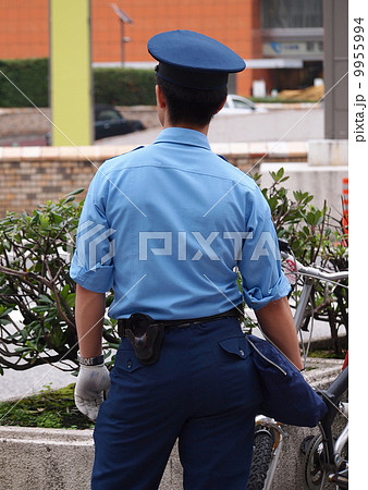 警察官の写真 9955994