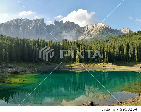イタリア・ドロミテ・カレッツァ湖 イタリア・ドロミテ・カレッツァ湖 9958204
