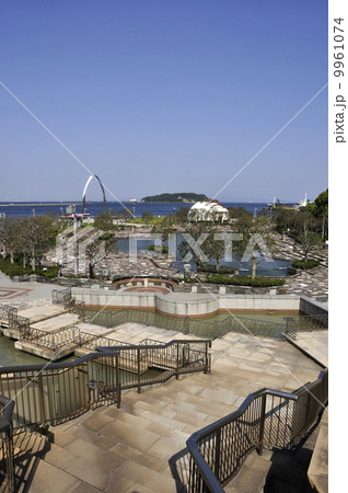 海辺の公園 9961074