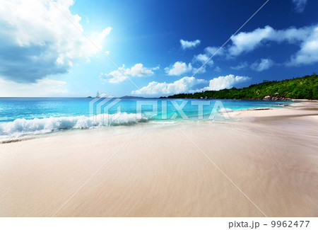 Anse Lazio beach at Praslin island, Seychelles 9962477