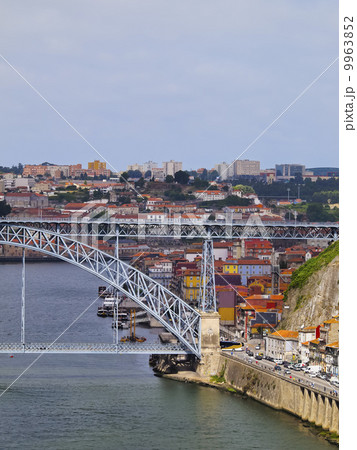 Bridge in Porto 9963852