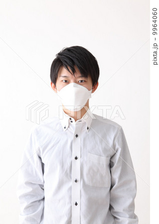 マスクをした男性 マスクをした男性 9964060
