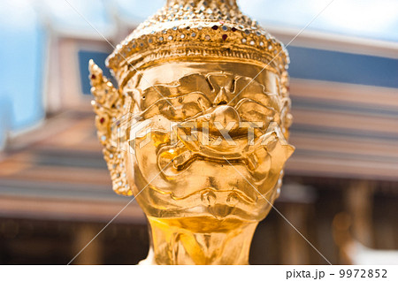 Traditional Thai style statue at Wat Phra Kaeo. Bangkok, Thailand 9972852