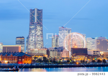 Yokohama at dusk 9982443