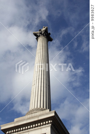 トラファルガー・スクエア　記念柱 9983627