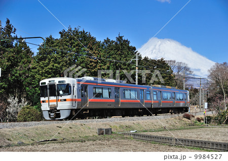 2014/03/10 御殿場線 富士岡-岩波 JR東海 313系3000番台 V14編成(静岡) 富士山バック 2014/03/10 御殿場線 富士岡-岩波 JR東海 313系3000番台 V14編成(静岡) 富士山バック 9984527