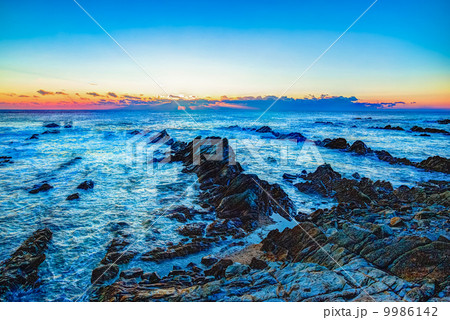 日の出の平磯白亜紀層海岸 日の出の平磯白亜紀層海岸 9986142