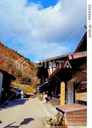 木曽路（中山道）Nakasendo (Edo-period Edo-Kyoto highway)  9989402