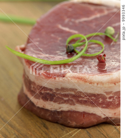 Bacon Wrapped Beef Fillet 9993346