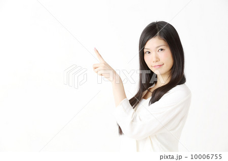 指差す・女性 10006755