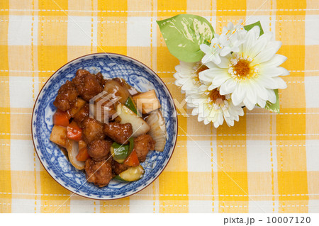 スブタと白い花 スブタと白い花 10007120