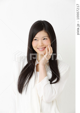 若い女性 若い女性 10007217