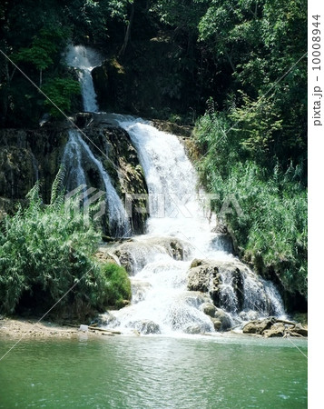 メキシコ タバスコ州のビジャ ルス 光の村 の滝の写真素材
