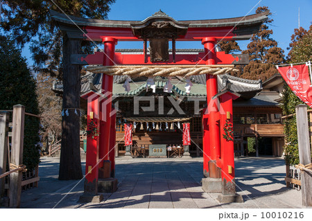 箭弓稲荷神社拝殿前の鳥居 10010216