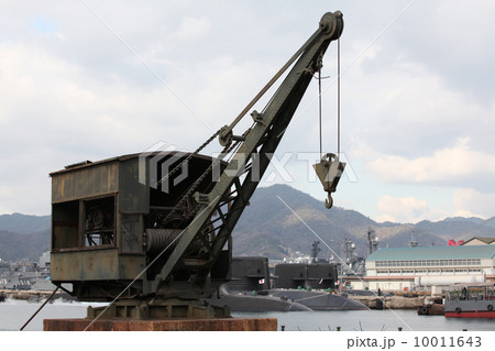 呉海上自衛隊のクレーン 10011643