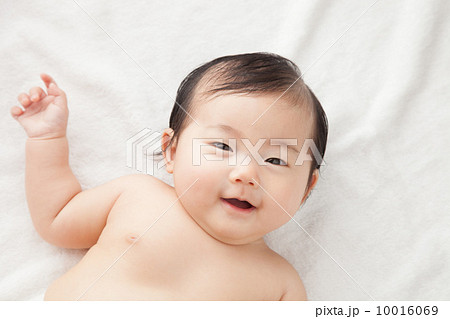 赤ちゃん 10016069