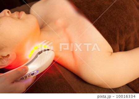 beauty-treatment clinic　撮影協力： 3BエステサロンLuki'A（麻布十番） 10016334