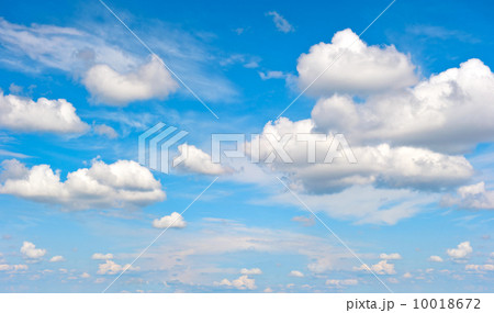 perfect blue sky with white clouds 10018672