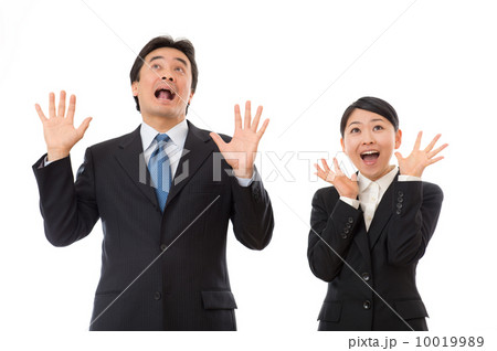 ビジネスマンとビジネスウーマン 10019989