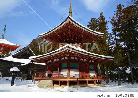高野山・金剛峰寺の「東塔」(和歌山県伊都郡高野町高野山) 高野山・金剛峰寺の「東塔」(和歌山県伊都郡高野町高野山) 10020289