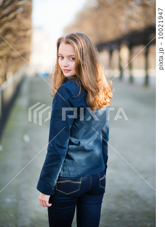 Young woman outdoors on a spring day 10021947